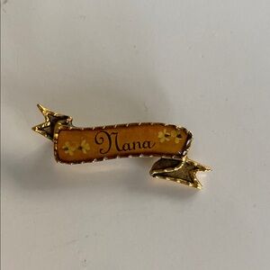 Vintage 'Nana' Grandmother Ribbon Pin Brooch